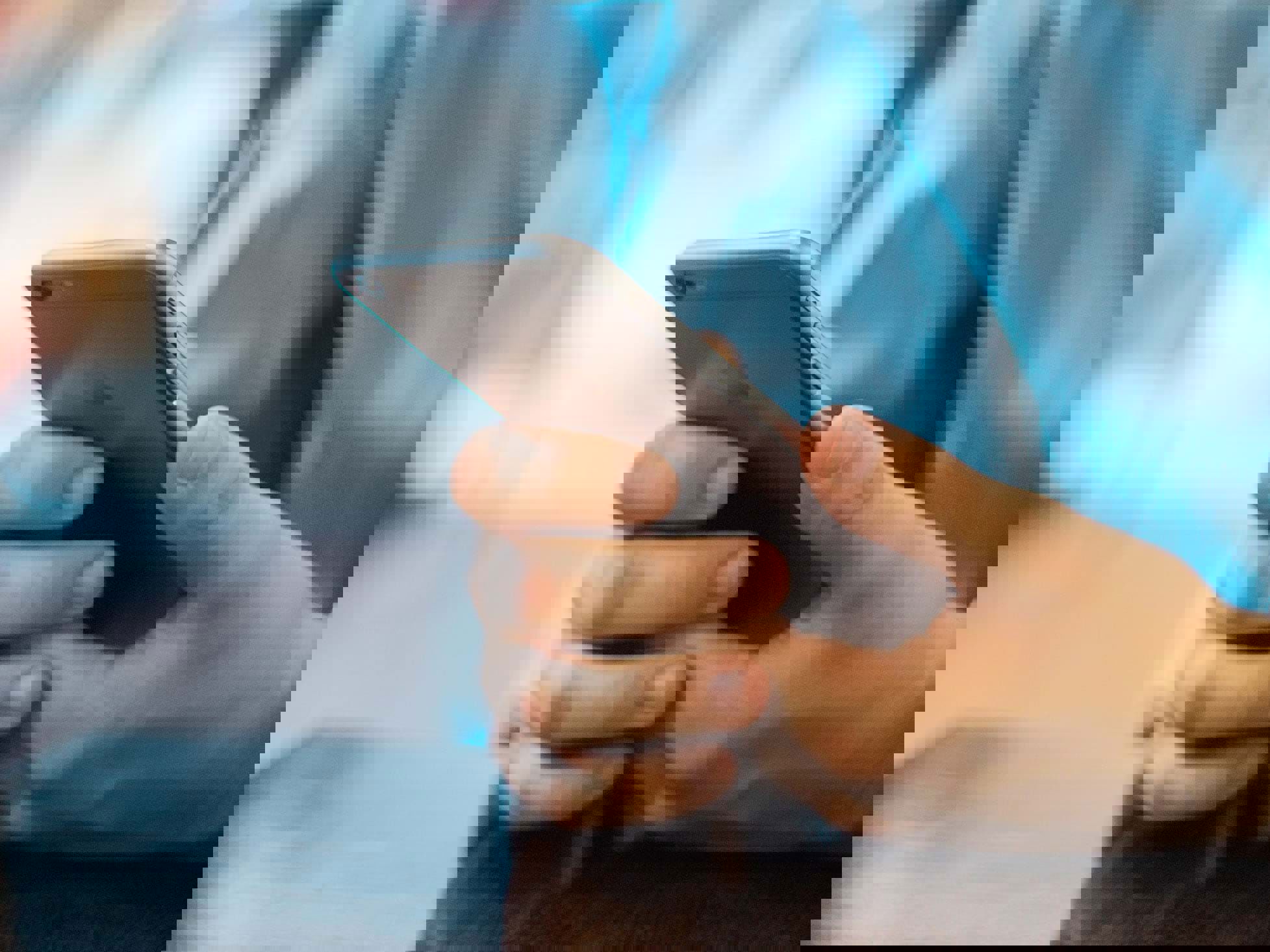 texting-your-customers.jpg
